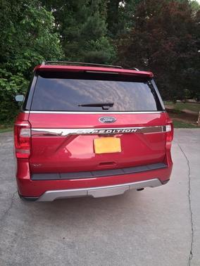 Red 2020 Ford Expedition XLT