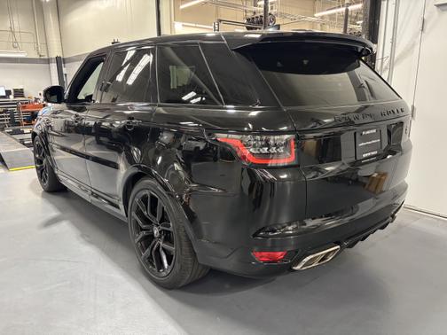 2021 Land Rover Range Rover Sport SVR