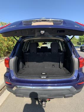 2017 Nissan Pathfinder SV