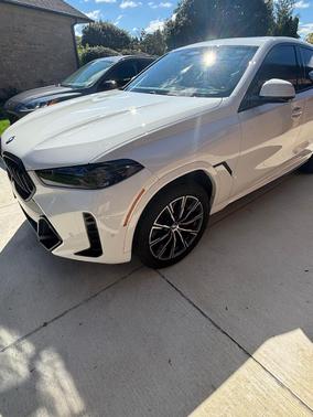 White 2024 BMW X6 xDrive40i