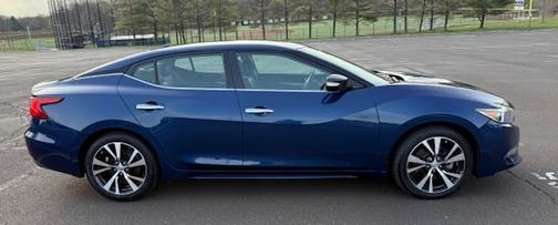 Blue 2018 Nissan Maxima 3.5 SV