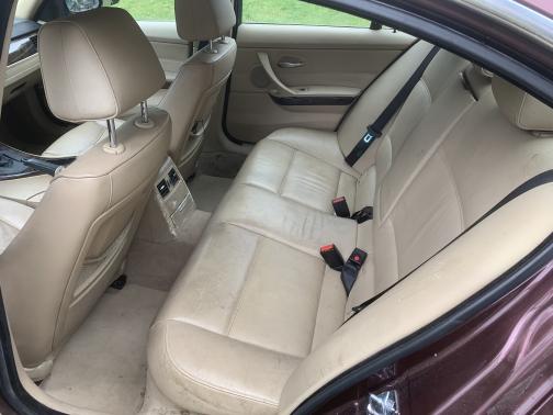 2006 BMW 330 i
