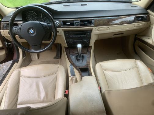 2006 BMW 330 i