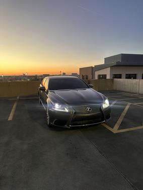 Gray 2013 Lexus LS 460 Base