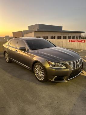 Gray 2013 Lexus LS 460 Base