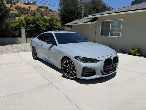 Gray 2022 BMW M440 i
