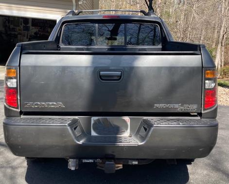 Gray 2008 Honda Ridgeline RTS