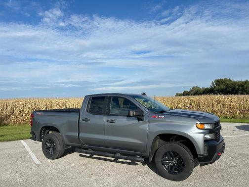 Gray 2019 Chevrolet Silverado 1500 Custom Trail Boss