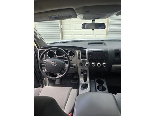 Silver 2013 Toyota Sequoia SR5