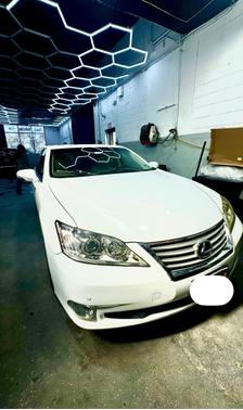White 2010 Lexus ES 350 Base