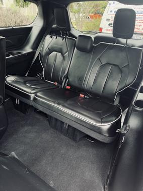 2022 Chrysler Pacifica Hybrid Limited