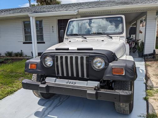 1998 Jeep Wrangler Sahara