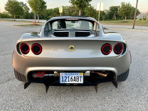 2005 Lotus Elise Base