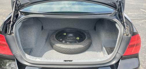 2006 BMW 325 i