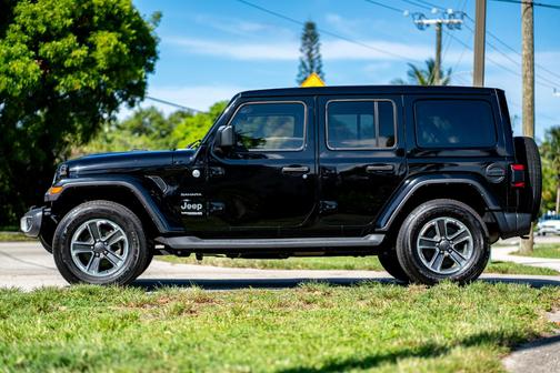 Black 2022 Jeep Wrangler Unlimited Sahara