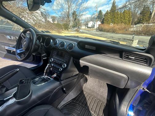 2015 Ford Mustang V6