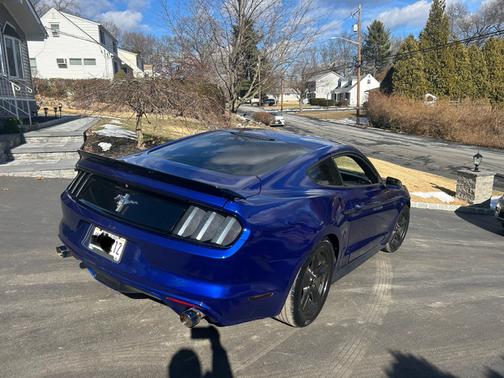 2015 Ford Mustang V6