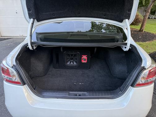 White 2015 Nissan Altima 2.5 S