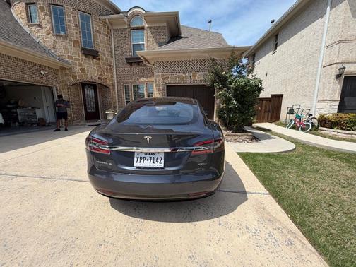 Gray 2017 Tesla Model S 100D