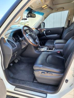 Photo 4 of 6 of 2016 INFINITI QX80 Base