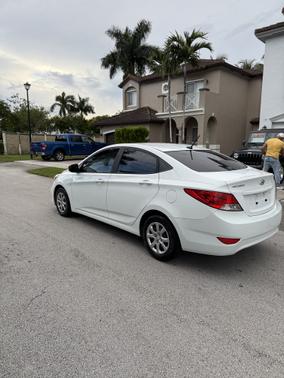 2014 Hyundai Accent GLS
