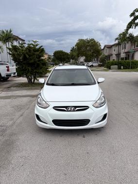 2014 Hyundai Accent GLS