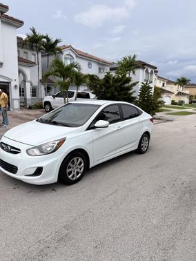 2014 Hyundai Accent GLS