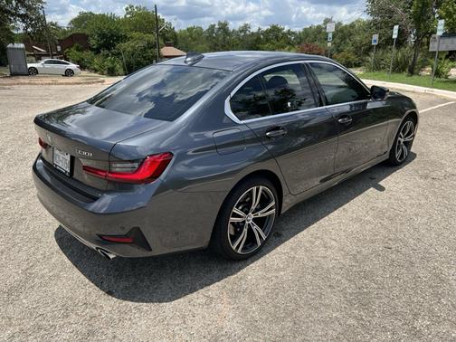 2021 BMW 330 i xDrive
