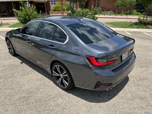 2021 BMW 330 i xDrive