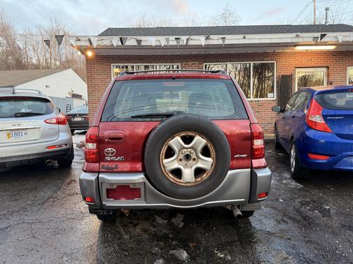 2004 Toyota RAV4 Base
