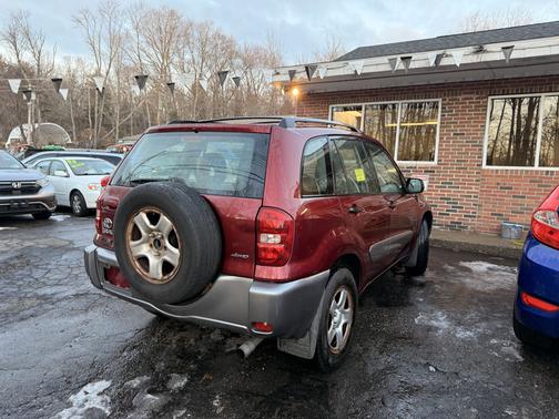 2004 Toyota RAV4 Base