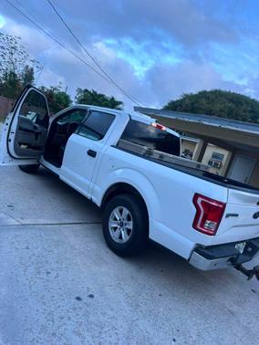 White 2017 Ford F-150 Platinum