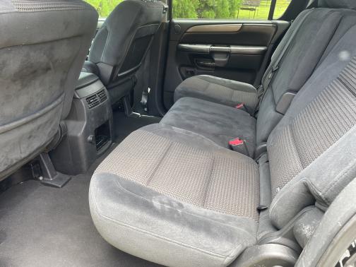 2010 Nissan Armada SE