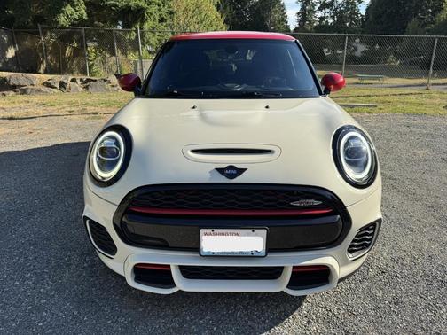 White 2019 MINI Hardtop John Cooper Works