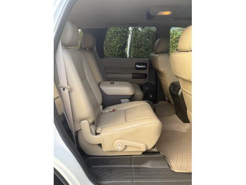 2011 Toyota Sequoia Platinum