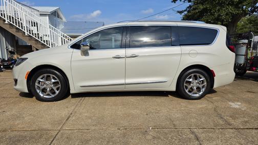 2019 Chrysler Pacifica Limited