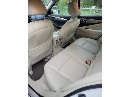2014 INFINITI Q50 Premium