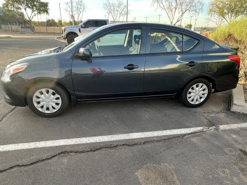 2017 Nissan Versa 1.6 S+