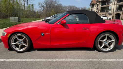 Red 2007 BMW Z4 3.0si Roadster