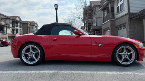 Red 2007 BMW Z4 3.0si Roadster
