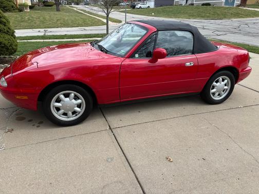 Red 1993 Mazda MX-5 Miata Limited Edition