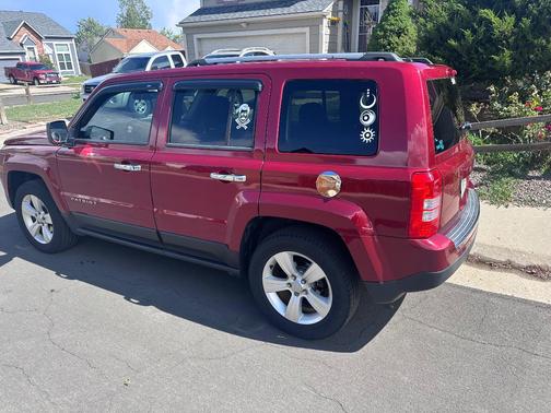 Red 2014 Jeep Patriot Limited