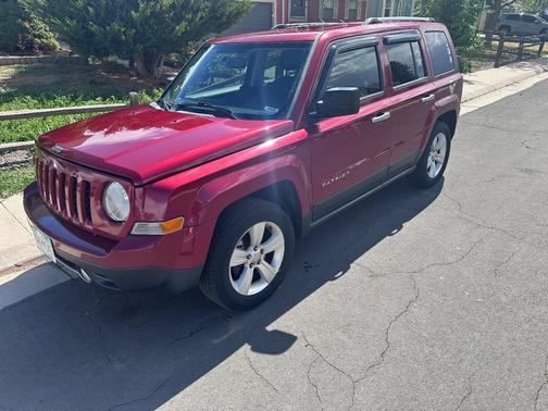 Red 2014 Jeep Patriot Limited