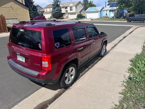 Red 2014 Jeep Patriot Limited
