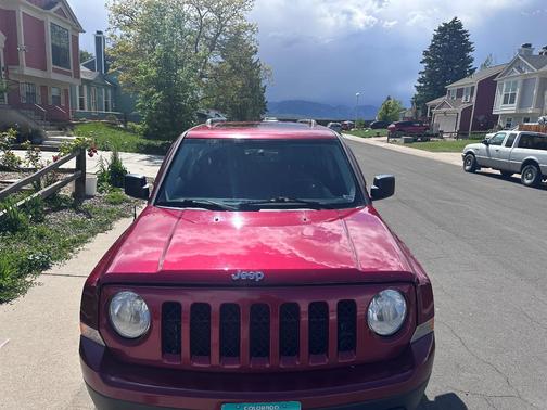 Red 2014 Jeep Patriot Limited
