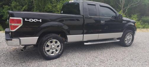 Black 2010 Ford F-150 XLT SuperCab