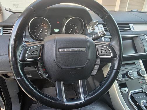 Black 2016 Land Rover Range Rover Evoque SE
