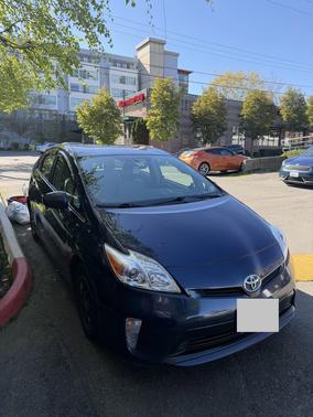 Blue 2013 Toyota Prius Three