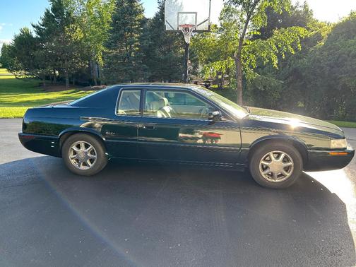 Green 2000 Cadillac Eldorado Touring Coupe