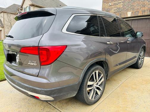 2017 Honda Pilot Elite